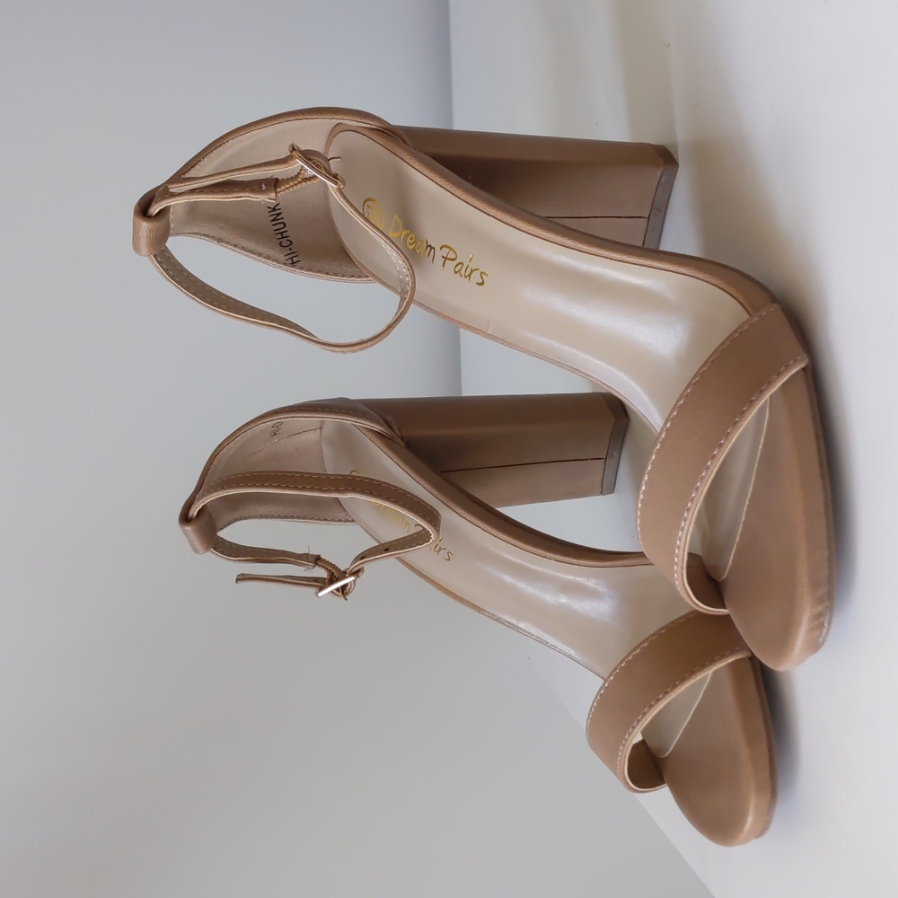 DREAM PAIRS Nude High Heel Pump Sandal size 5.5